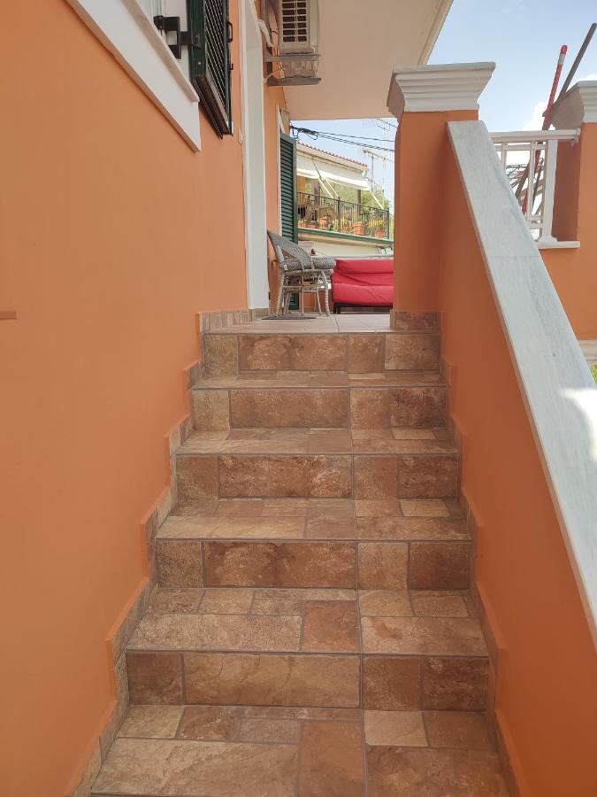 Bados House Apartment Kato Garouna Luaran gambar