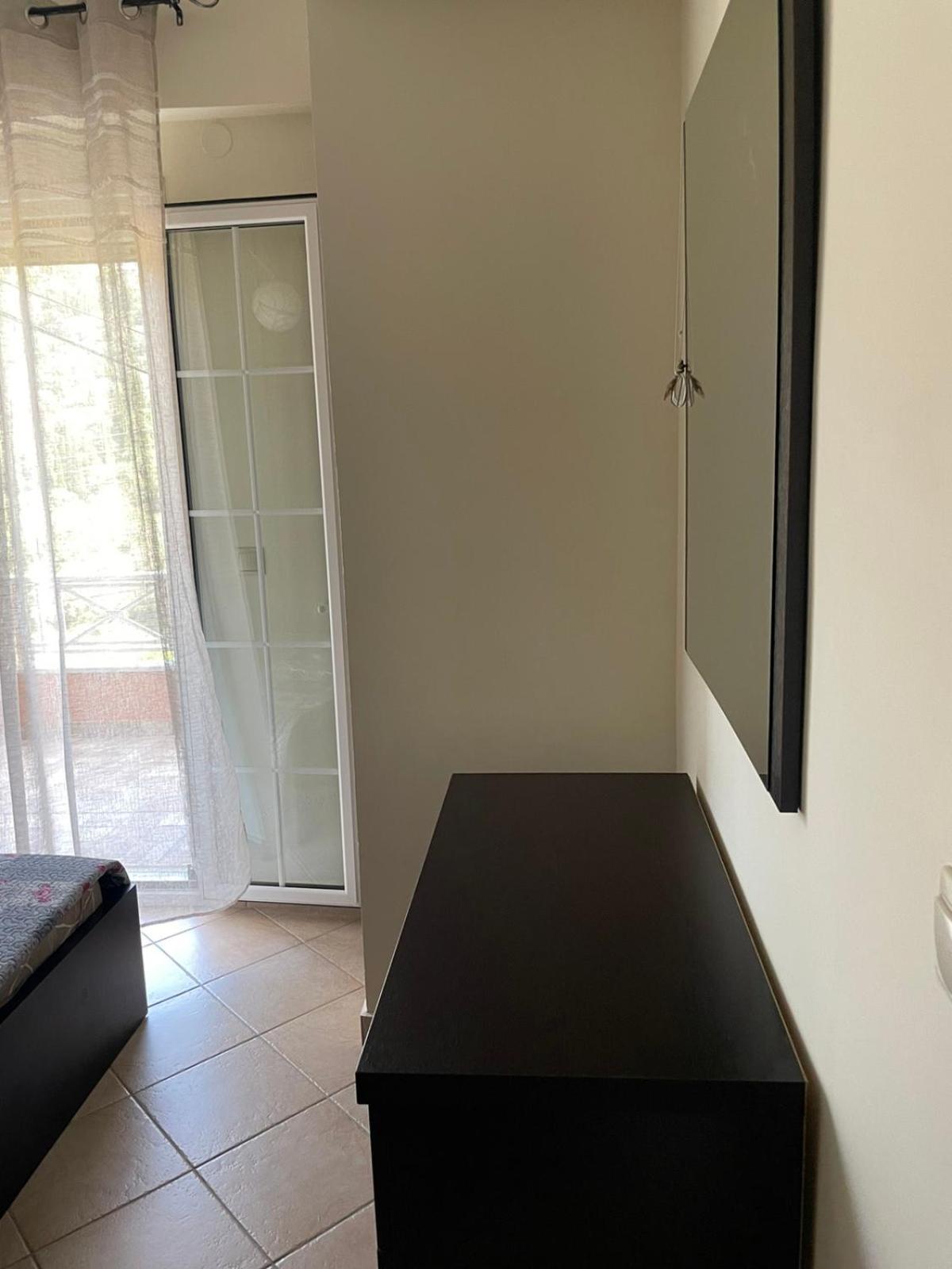 Bados House Apartment Kato Garouna Luaran gambar
